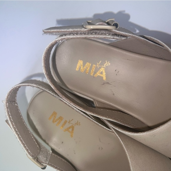 Mia- cream sandals - Picture 3 of 7